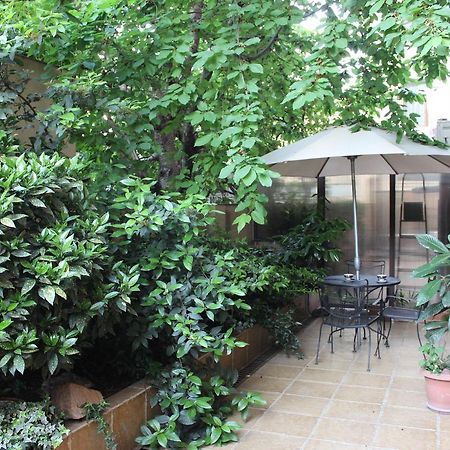 Green Terrace Tbilisi Esterno foto
